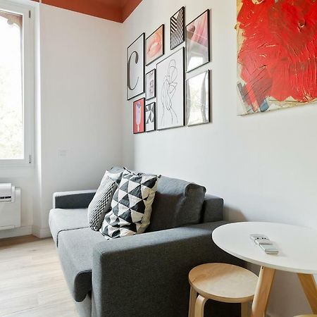 Modern And Cozy Apt In Porta Romana 米兰 外观 照片