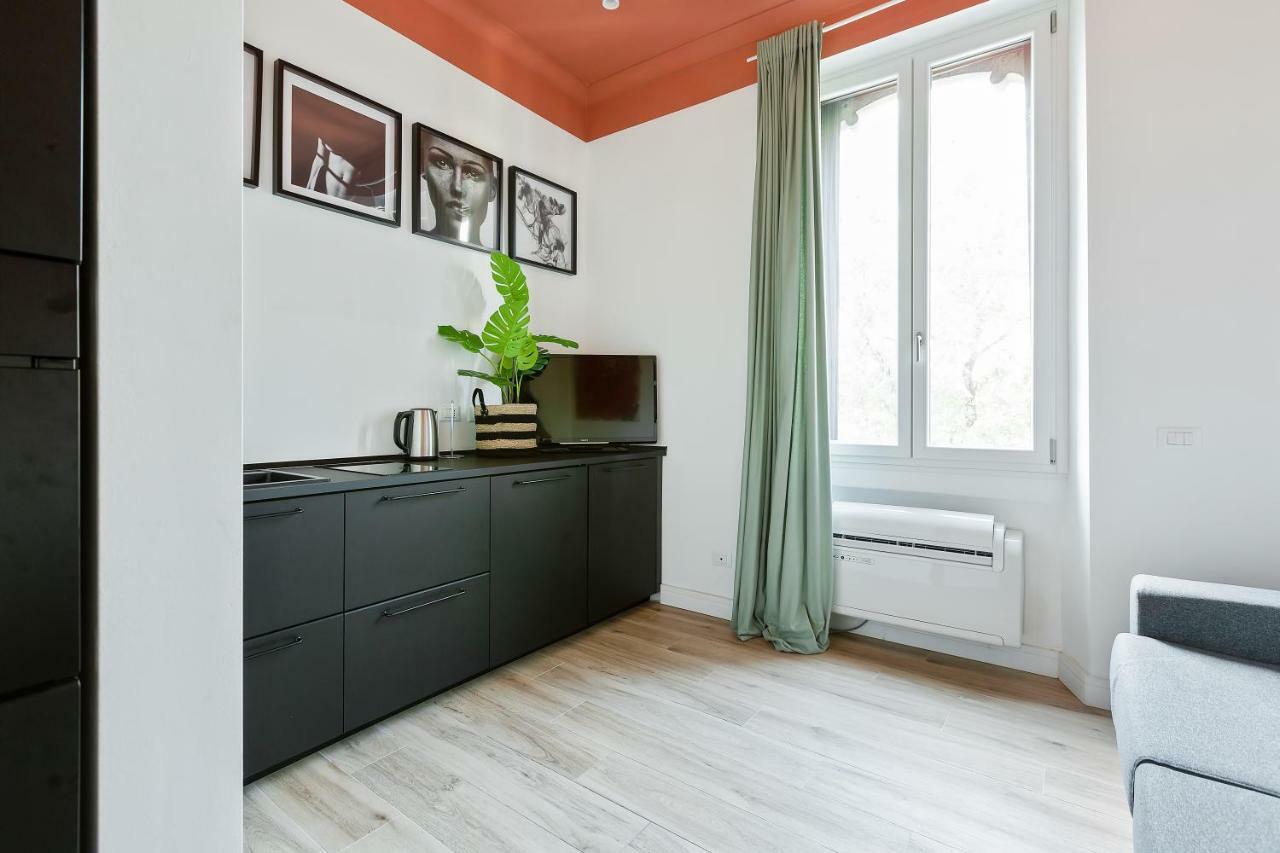 Modern And Cozy Apt In Porta Romana 米兰 外观 照片