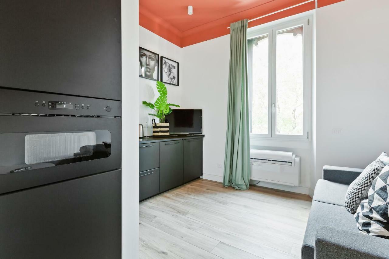 Modern And Cozy Apt In Porta Romana 米兰 外观 照片