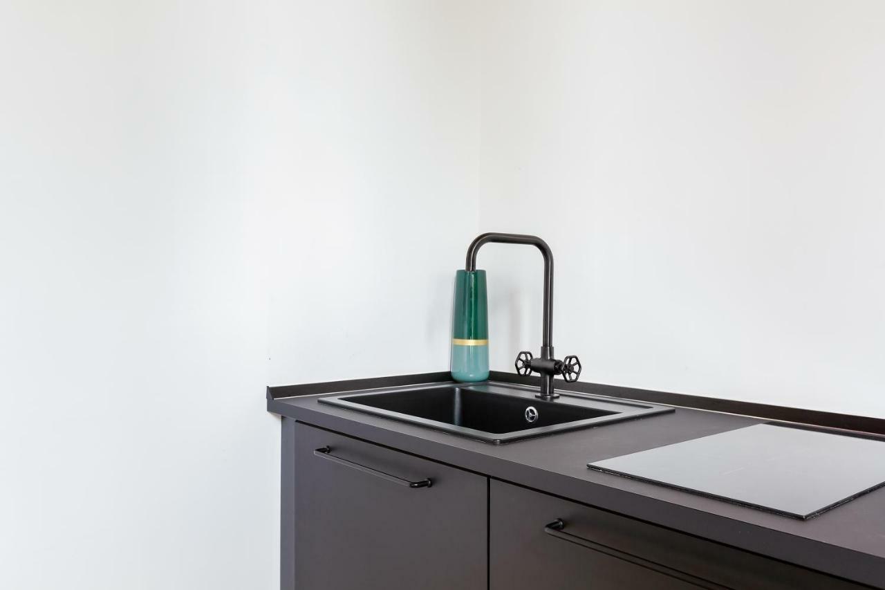 Modern And Cozy Apt In Porta Romana 米兰 外观 照片